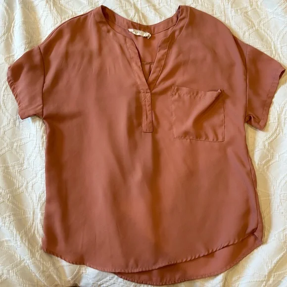 Dusty rose blouse with pocket XS - Picture 2 of 4